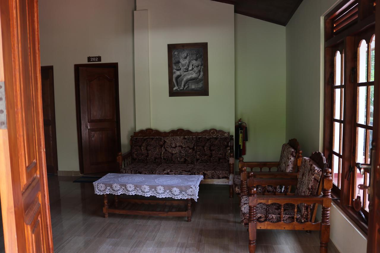 Sanasuma Rest Anuradhapura Exterior foto